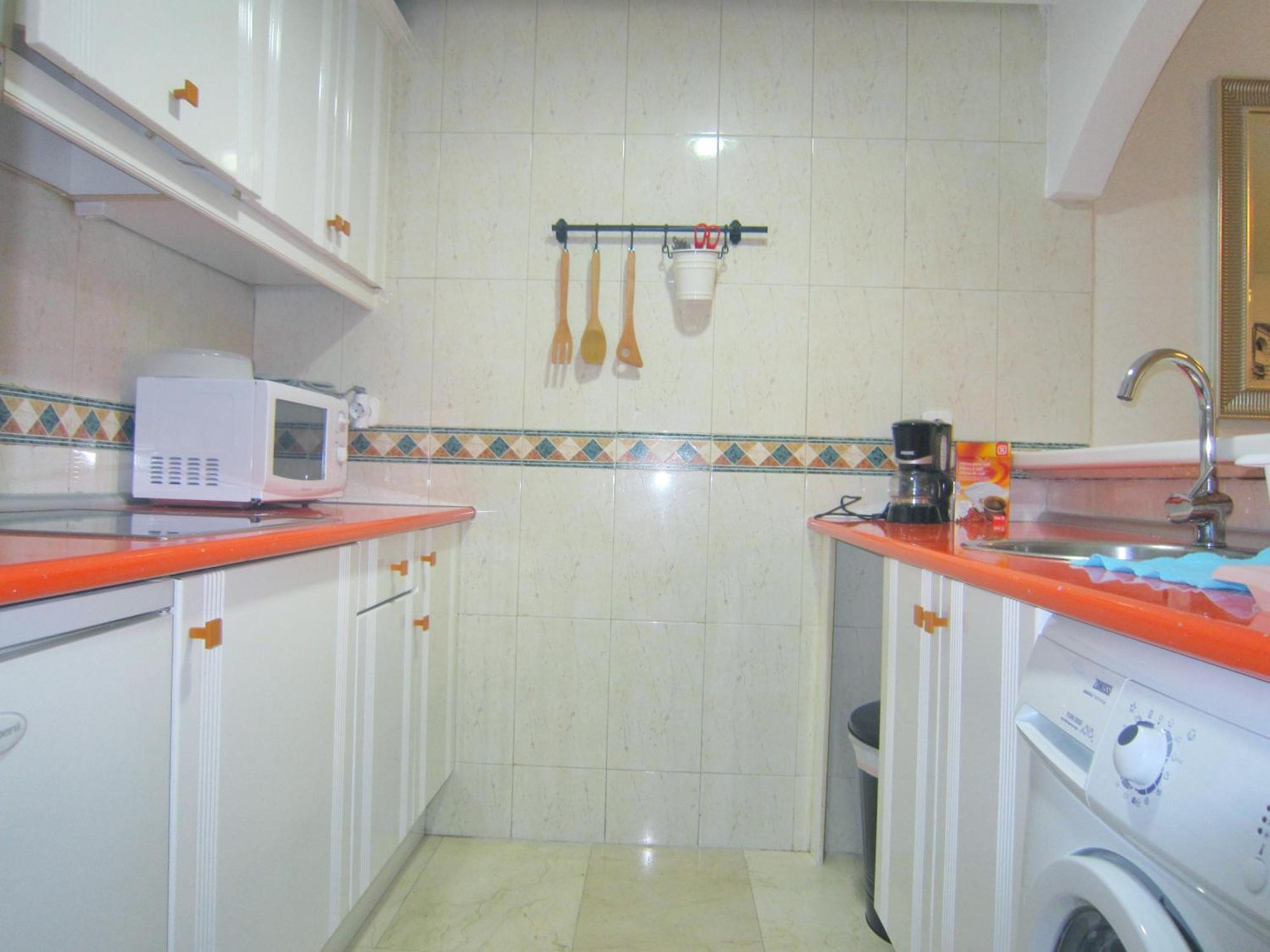 Retiro-Ibiza Alquiler Temporal-Hospitales Apartment Madrid Exterior photo