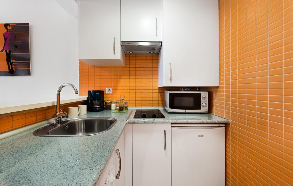 Retiro-Ibiza Alquiler Temporal-Hospitales Apartment Madrid Exterior photo